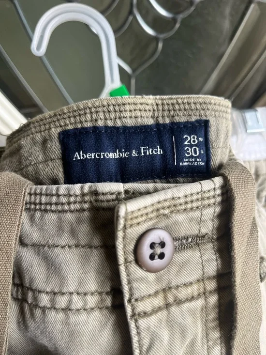 Abercrombie & Fitch Men's Cargo Pants - Picture 3 of 3